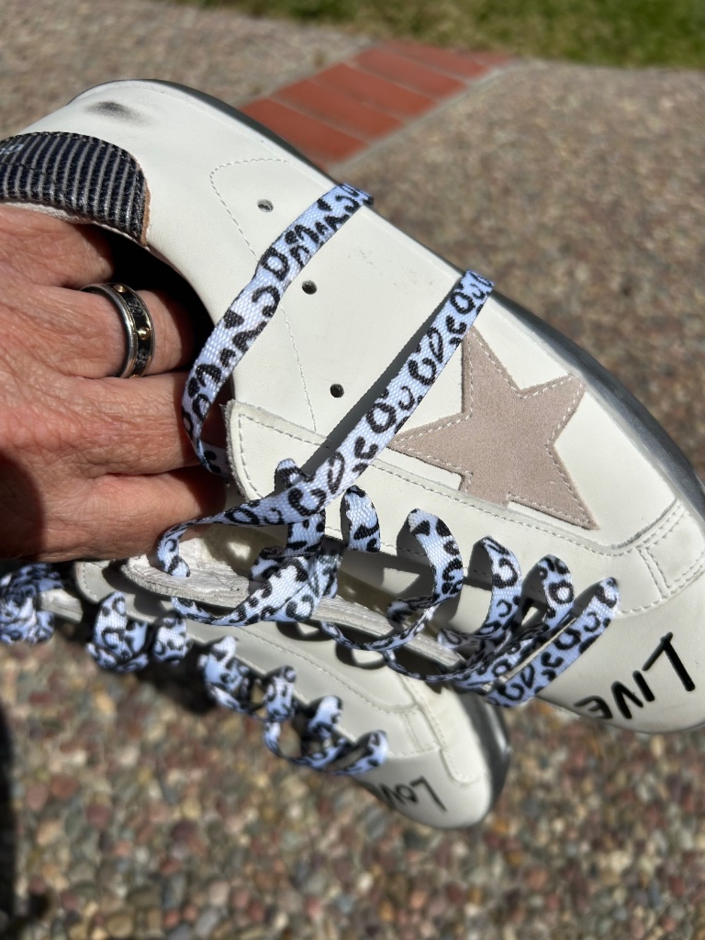 Golden goose Super-Star Live Love Sneakers Excellent size 39 - Picture 7 of 15